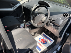 2007 Toyota Yaris 1.3 Vvt-I Tr in Black — image 6