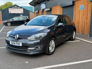 2014 Renault Megane 1.5 Dci Energy Dynamique Tomtom Euro 5 (s/s) 5dr in Grey — image 4