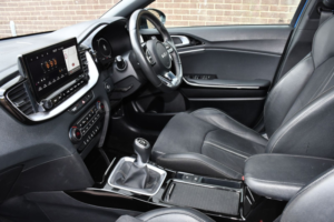 2023 Kia Xceed 1.5 T-Gdi Gt-Line S SUV 5dr Petrol Manual Euro 6 (s/s) (158 Bhp) in Blue — image 4