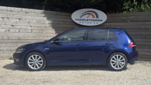 2017 Volkswagen Golf 2.0 Tdi Gt in Blue — image 2