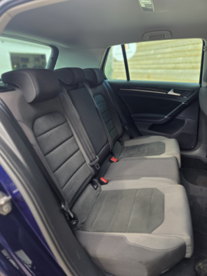 2017 Volkswagen Golf 2.0 Tdi Gt in Blue — image 6