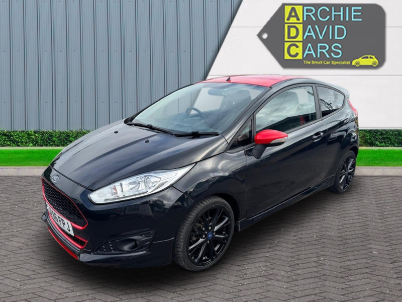 2016 Ford Fiesta 1.0 T Ecoboost Zetec S in Black — image 1