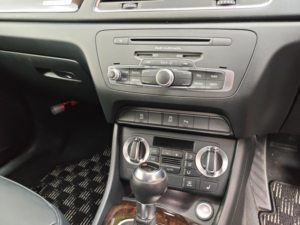 2014 Audi Q3 2.0 Tfsi Se S Tronic Quattro Euro 5 (s/s) 5dr in White — image 6