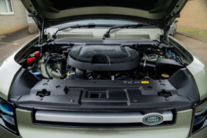 2022 Land Rover Defender 110 3.0 D250 Mhev Se SUV 5dr Diesel Auto 4WD Euro 6 (s/s) (250 Ps) in Green — image 5