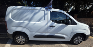 2021 Vauxhall Combo 1.5 Turbo D 2000 Edition in White — image 2
