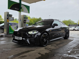 2021 Mercedes-Benz E Class 2.9 E400d Amg Line Night Edition (premium Plus) G-Tronic+ 4matic Euro 6 (s/s) 2dr in Black — image 2