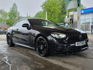 2021 Mercedes-Benz E Class 2.9 E400d Amg Line Night Edition (premium Plus) G-Tronic+ 4matic Euro 6 (s/s) 2dr in Black — image 4
