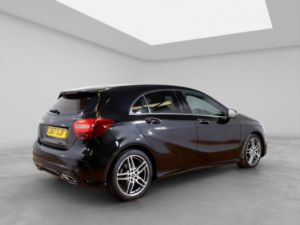 2017 Mercedes-Benz A-Class 2.1 A200d Amg Line Hatchback 5dr Diesel 7g-Dct Euro 6 (s/s) (136 Ps) in Black — image 5