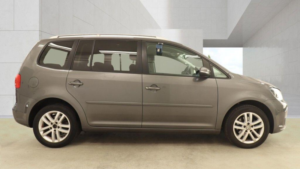 2014 Volkswagen Touran 1.6 Tdi Se Euro 5 5dr in Grey — image 6