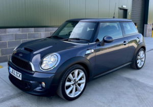 2013 MINI Hatch 1.6 Cooper S Euro 5 (s/s) 3dr in Grey — image 2