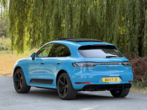 2020 Porsche Macan 2.9 T V6 Gts in Blue — image 6