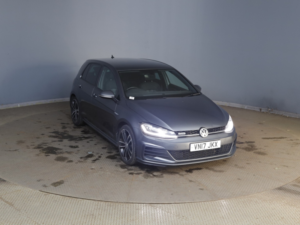 2017 Volkswagen Golf 2.0 Tdi Bluemotion Tech Gtd in Grey — image 3