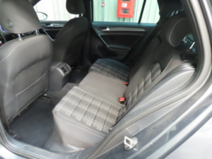 2017 Volkswagen Golf 2.0 Tdi Bluemotion Tech Gtd in Grey — image 6