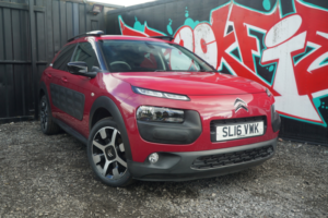 2016 Citroen C4 Cactus 1.2 Puretech Flair Edition Hatchback 5dr Petrol Manual Euro 6 (s/s) (110 Ps) in Red — image 2