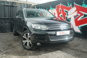 2012 Volkswagen Touareg 3.0 Tdi V6 Bluemotion Tech Se SUV 5dr Diesel Tiptronic 4WD Euro 5 (s/s) (204 Ps) in Black — image 2