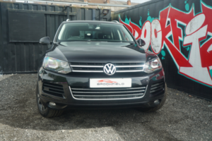 2012 Volkswagen Touareg 3.0 Tdi V6 Bluemotion Tech Se SUV 5dr Diesel Tiptronic 4WD Euro 5 (s/s) (204 Ps) in Black — image 5