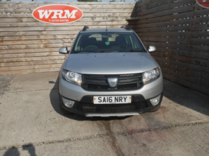 2016 Dacia Sandero Stepway 0.9 Tce Ambiance Hatchback 5dr Petrol Manual Euro 6 (s/s) (90 Ps) in Silver — image 4