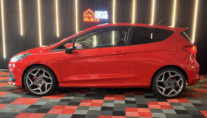 2019 Ford Fiesta 1.5 T Ecoboost St-2 in Red — image 2