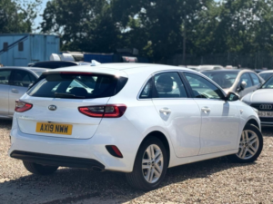 2019 Kia Ceed 1.0 T-Gdi Eco 2 Euro 6 (s/s) 5dr in White — image 3