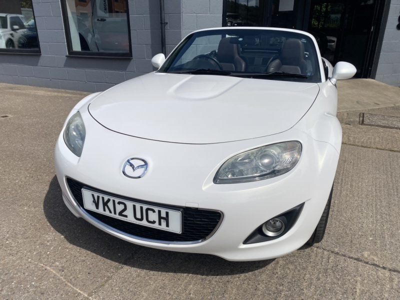 2012 Mazda Mx-5 2.0 I Venture in White — image 1
