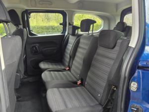 2020 Vauxhall Combo Life 1.2 Turbo Energy Xl MPV 5dr Petrol Manual Euro 6 (s/s) (7 Seat) (110 Ps) in Blue — image 5