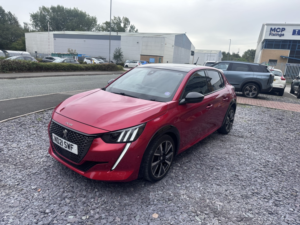 2021 Peugeot 208 1.2 Puretech Gt in Red — image 4