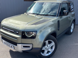 2021 Land Rover Defender 90 3.0 D250 Mhev Se Auto 4WD Euro 6 (s/s) 3dr in Green — image 2