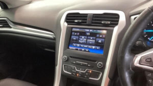 2015 Ford Mondeo 2.0 Tdci Zetec Euro 6 (s/s) 5dr in Blue — image 4