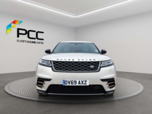 2019 Land Rover Range Rover Velar 2.0 Range Rover Velar R-Dynamic Hse D240 Auto 4WD 5dr in Silver — image 2