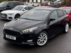 2018 Ford Focus 1.0 T Ecoboost St-Line in Black — image 3