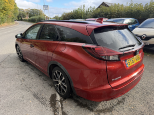 2018 Honda Civic 1.6 I-Dtec Sport Estate in Red — image 6