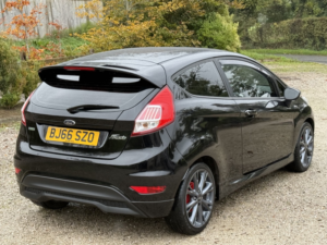 2016 Ford Fiesta 1.0 T Ecoboost St-Line in Black — image 3