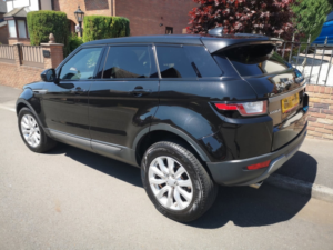 2017 Land Rover Range Rover Evoque 2.0 Ed4 Se in Black — image 3