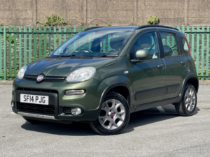 2014 Fiat Panda 1.3 Panda 4x4 1.3 Multijet 75 Bhp 4x4 in Green — image 3
