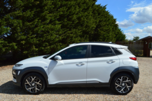 2020 Hyundai Kona 1.6 Kona Hev Prem 1.6 Dct in White — image 5