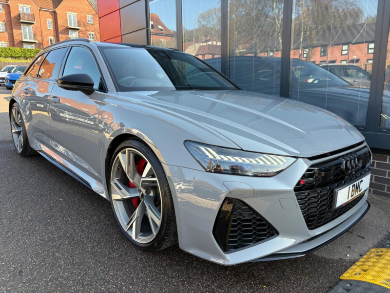2020 Audi Rs6 Avant 4.0 Tfsi V8 Vorsprung Tiptronic Quattro Euro 6 (s/s) 5dr in Grey — image 1
