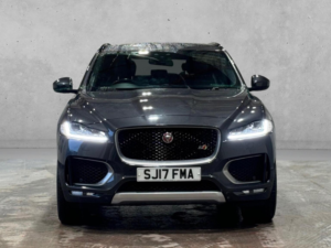 2017 Jaguar F-Pace 3.0 D300 V6 S Auto AWD Euro 6 (s/s) 5dr in Grey — image 2