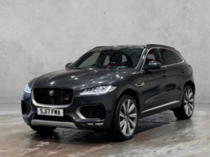 2017 Jaguar F-Pace 3.0 D300 V6 S Auto AWD Euro 6 (s/s) 5dr in Grey — image 4