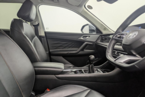 2024 MG MG Hs 1.5 T-Gdi Trophy SUV 5dr Petrol Manual Euro 6 (s/s) (169 Ps) in Grey — image 3