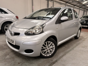 2009 Toyota Aygo 1.0 Vvt-I Platinum in Silver — image 2