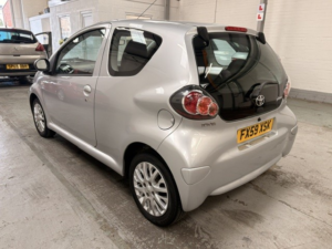 2009 Toyota Aygo 1.0 Vvt-I Platinum in Silver — image 3