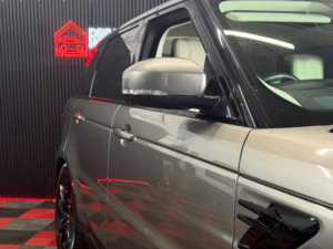 2018 Land Rover Range Rover Sport 3.0 Sd V6 Hse in Silver — image 6