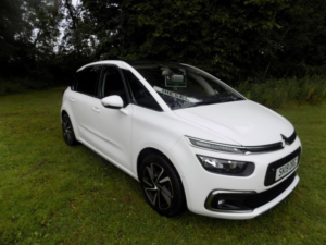 2019 Citroen C4 1.5 Bluehdi Flair Euro 6 (s/s) 5dr in White — image 2