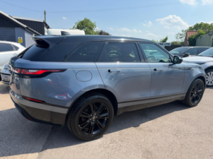 2017 Land Rover Range Rover Velar 2.0 D240 R-Dynamic S SUV 5dr Diesel Auto 4WD Euro 6 (s/s) (240 Ps) in Blue — image 5