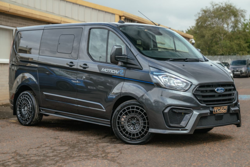 2021 Ford Transit Custom 2.0 320 Ecoblue Motion R Crew Van Double Cab 5dr Diesel Auto L1 H1 Euro 6 (s/s) (185 Ps) in Grey — image 1