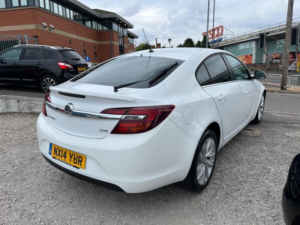 2014 Vauxhall Insignia 2.0 Cdti Ecoflex Sri Euro 5 (s/s) 5dr in White — image 6