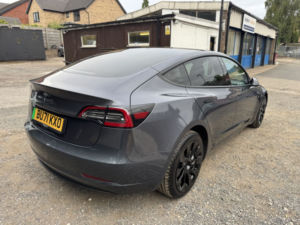 2021 Tesla Model 3 Standard Range Plus Saloon 4dr Electric Auto Rwd (241 Bhp) in Grey — image 5