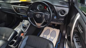 2014 Toyota Auris 1.8 Vvt-H Excel CVT Euro 5 (s/s) 5dr in White — image 2