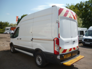 2018 Ford Transit 2.0 350 Ecoblue in White — image 6