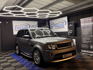 2012 Land Rover Range Rover Sport 3.0 Sd V6 Hse in Grey — image 3